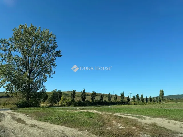 Eladó telek Eger, Külterület 4034 nm