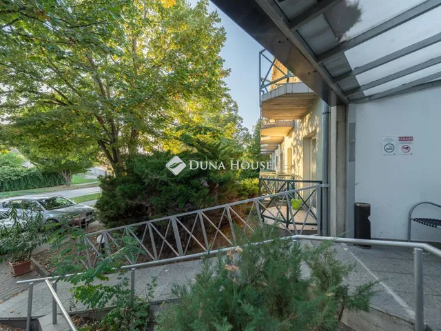 Eladó kereskedelmi és ipari ingatlan Biatorbágy, Viadukt utca 650 nm