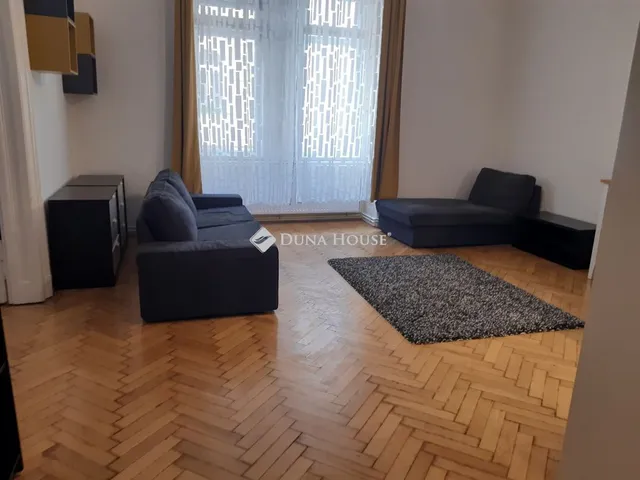 Eladó lakás Budapest VI. kerület 87 nm