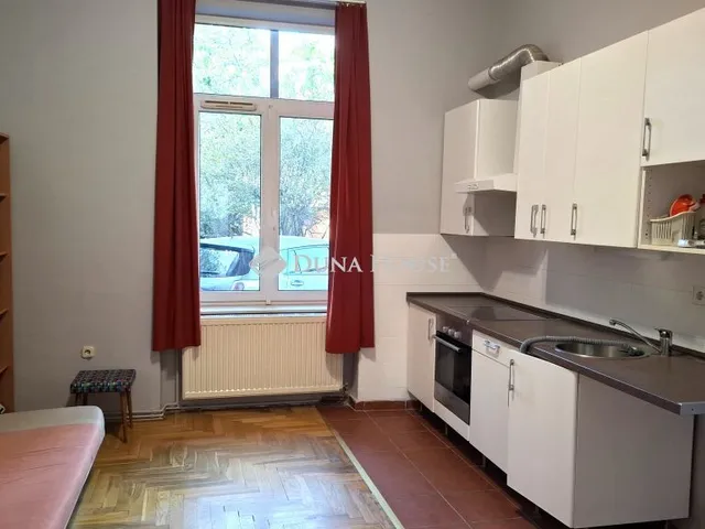 Kiadó lakás Budapest VIII. kerület, Reguly Antal utca 41 nm