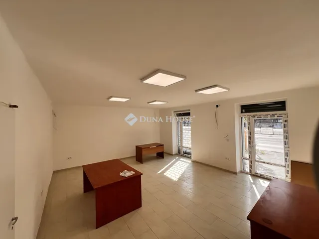 Kiadó kereskedelmi és ipari ingatlan Budapest X. kerület 42 nm