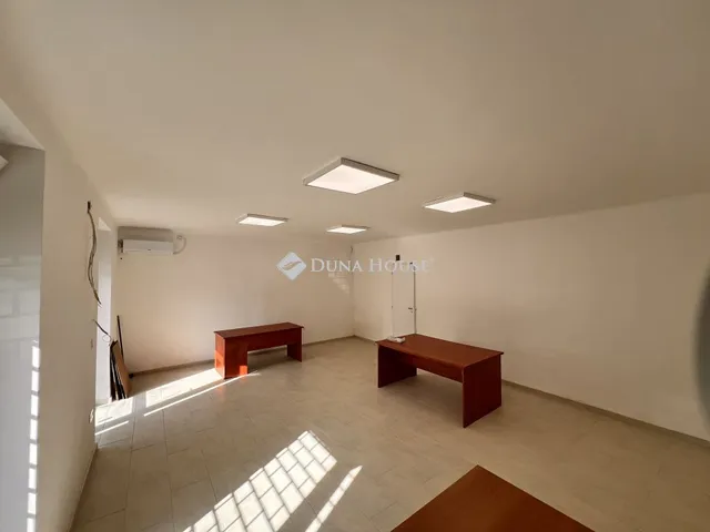 Kiadó kereskedelmi és ipari ingatlan Budapest X. kerület, Üllői út 42 nm