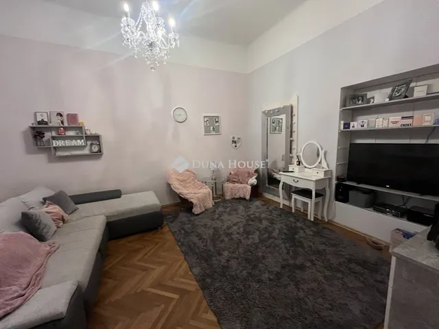 Eladó lakás Szeged 56 nm