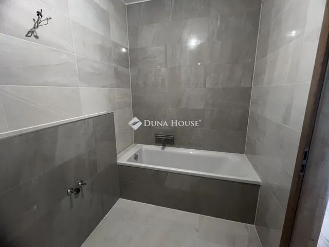 Eladó lakás Budapest XI. kerület, Budafoki út 86 nm