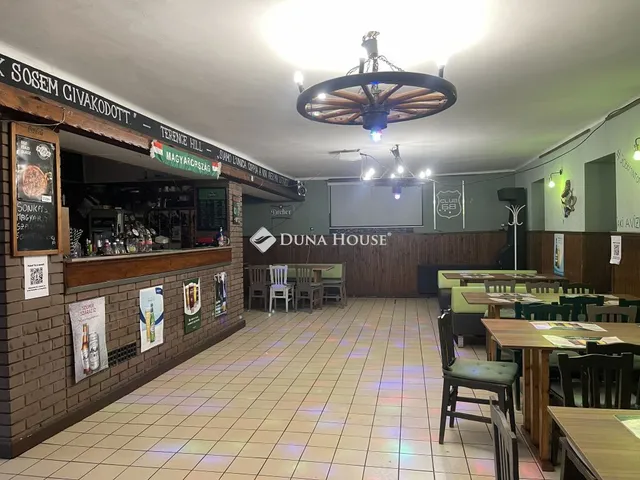 Eladó ház Budaörs 550 nm