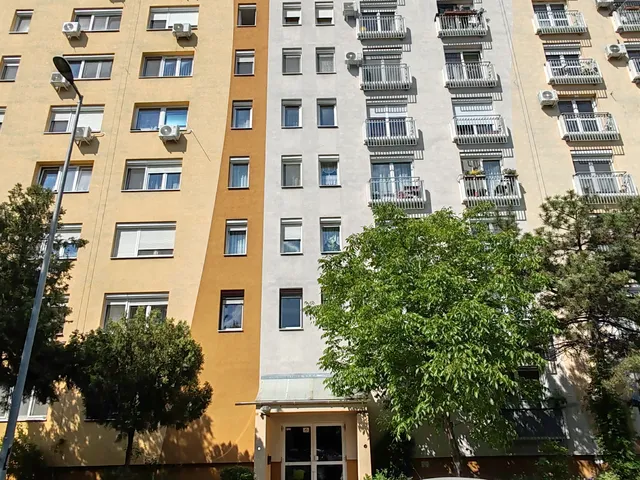 Eladó lakás Budapest III. kerület 57 nm