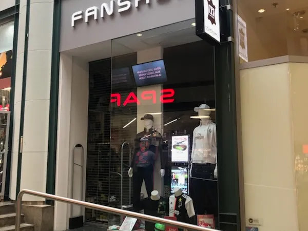 Eladó kereskedelmi és ipari ingatlan Budapest VI. kerület 35 nm