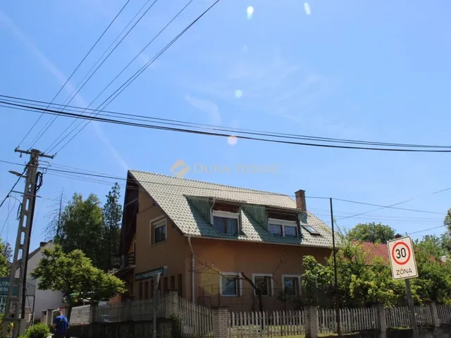 Eladó ház Görcsöny, Hársfa utca 270 nm