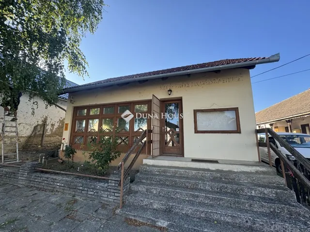 Eladó ház Majs 50 nm