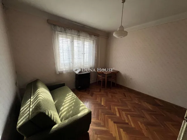 Eladó ház Pécs, Ady Endre utca 64 nm