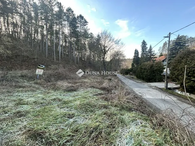 Eladó telek Pécs, Május 1. utca 1657 nm
