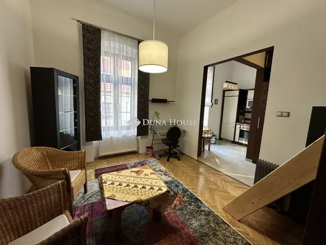 Kiadó lakás Pécs 30 nm