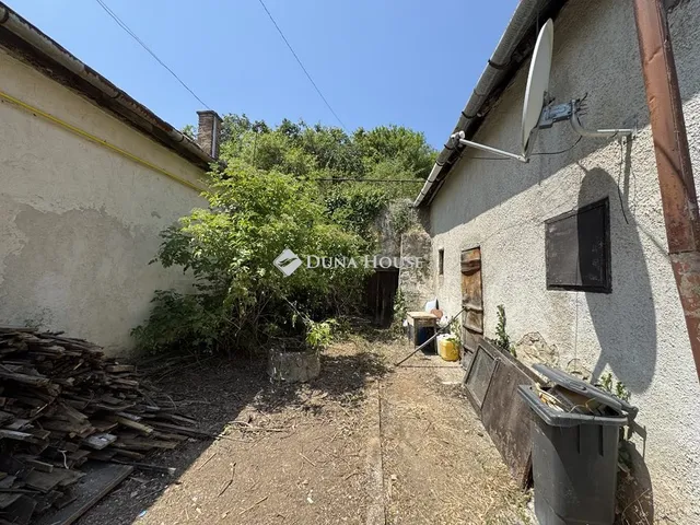 Eladó telek Pécs, Nagyszkókói út 1636 nm