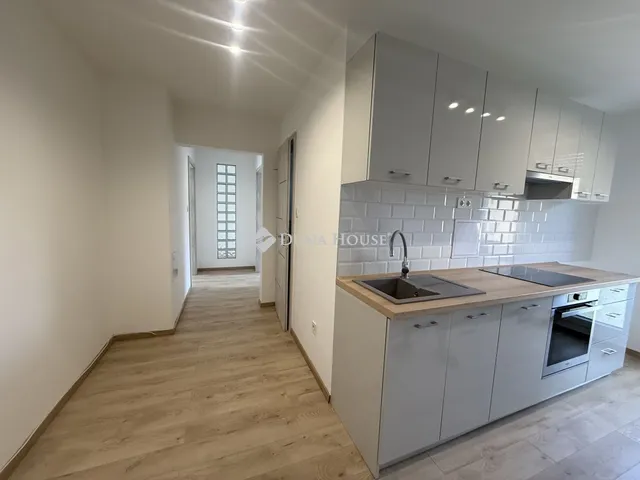 Eladó lakás Pécs 54 nm