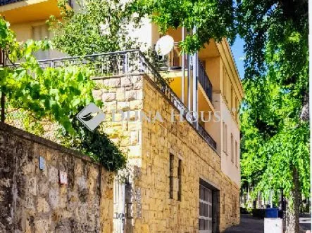 Eladó lakás Pécs 110 nm