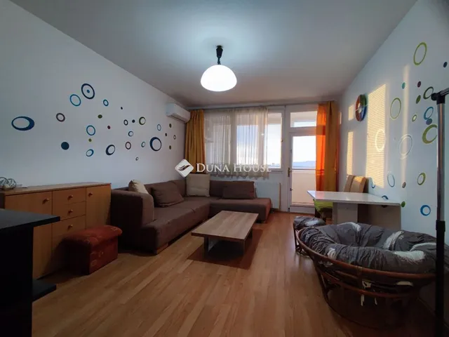 Kiadó lakás Pécs, Ybl Miklós utca 27 nm