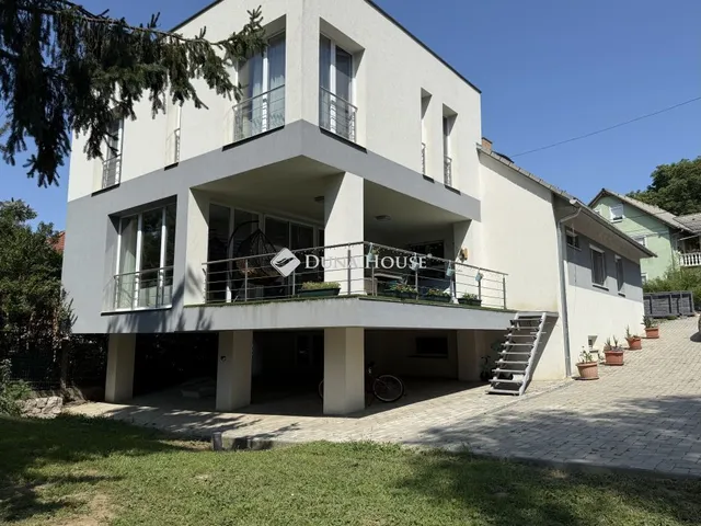 Eladó ház Szalánta 301 nm