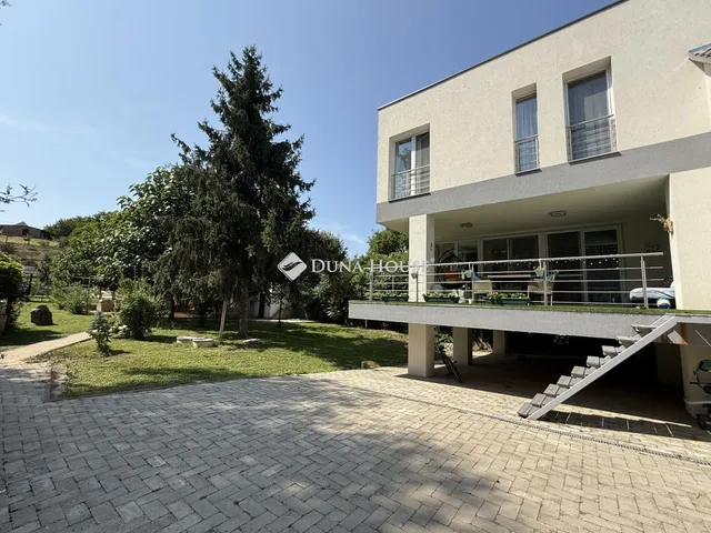 Eladó ház Szalánta 301 nm