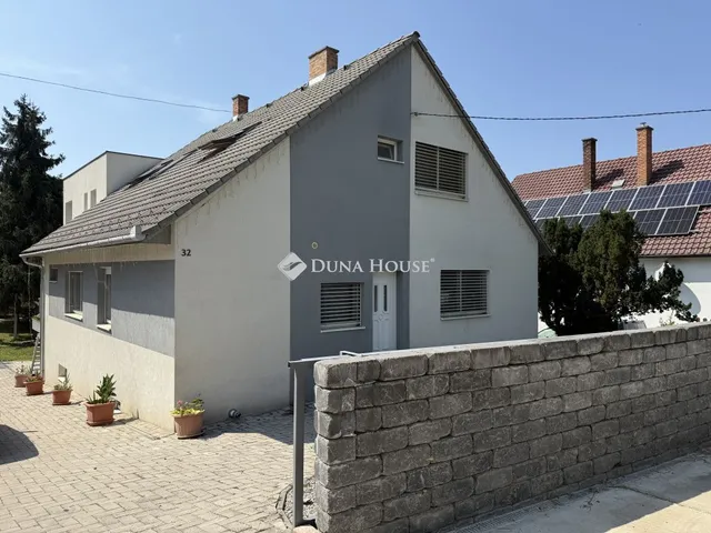 Eladó ház Szalánta 301 nm