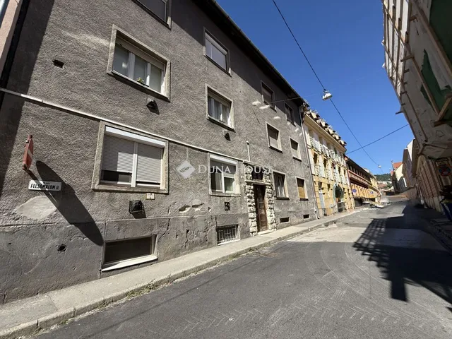 Eladó lakás Pécs, Felsőmalom utca 70 nm