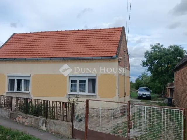 Eladó ház Sumony 108 nm