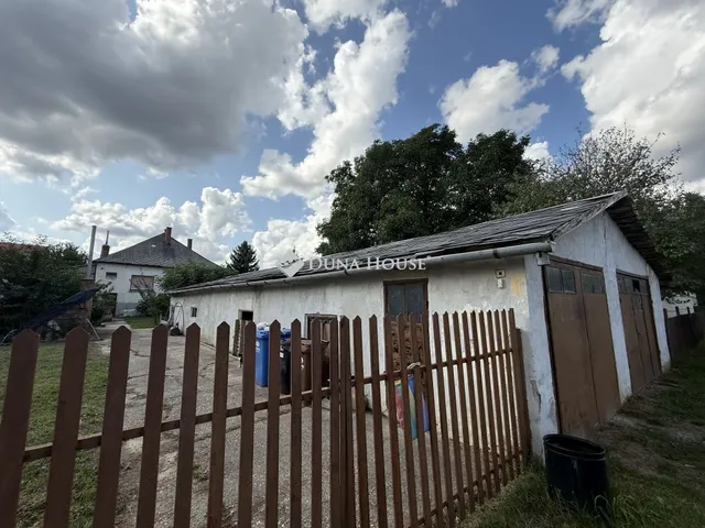 Eladó ház Kozármisleny, Móra Ferenc utca 100 nm