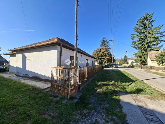 Eladó ház Szőlősgyörök, Táncsics Mihály utca 105 nm