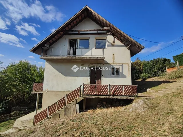 Eladó ház Pécs, Nagykozári út 107 nm