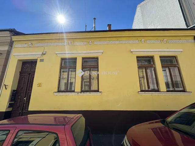 Eladó lakás Pécs 68 nm