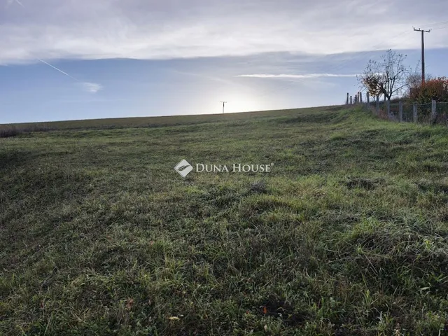 Eladó telek Orfű 1106 nm