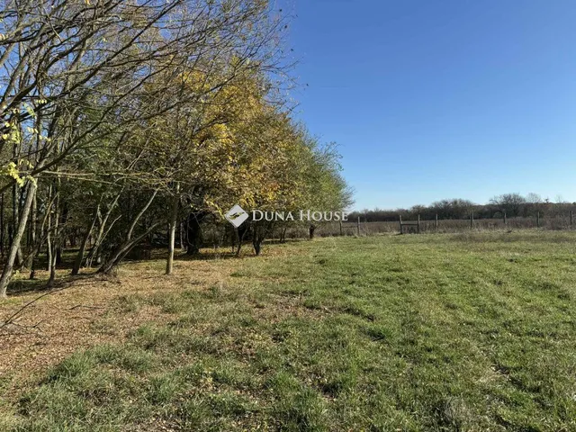 Eladó mezőgazdasági ingatlan Harkány
