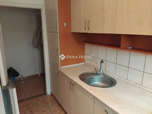 Eladó lakás Pécs, Kőrösi Csoma Sándor utca 58 nm