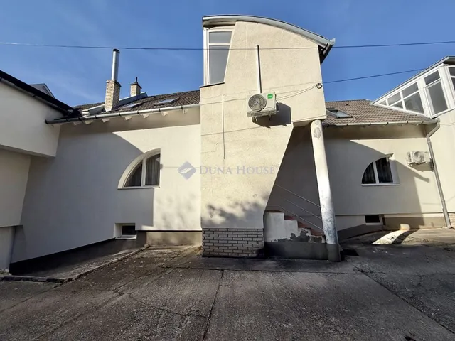 Eladó ház Pécs 106 nm