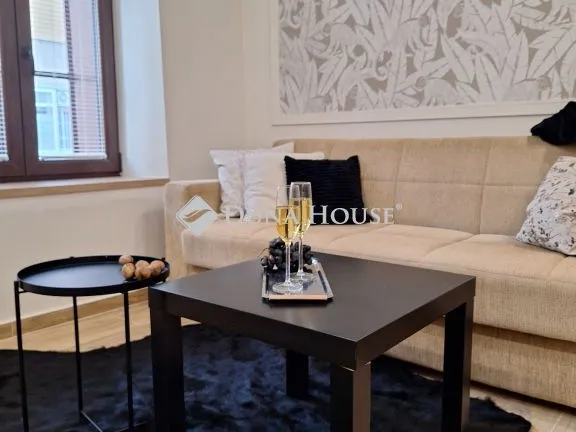 Kiadó lakás Pécs 82 nm