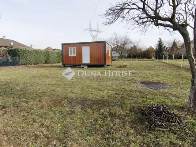 Eladó telek Pécs, Rezgő utca 1926 nm