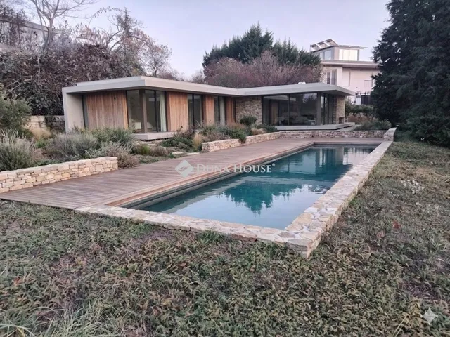 Eladó telek Pécs 800 nm