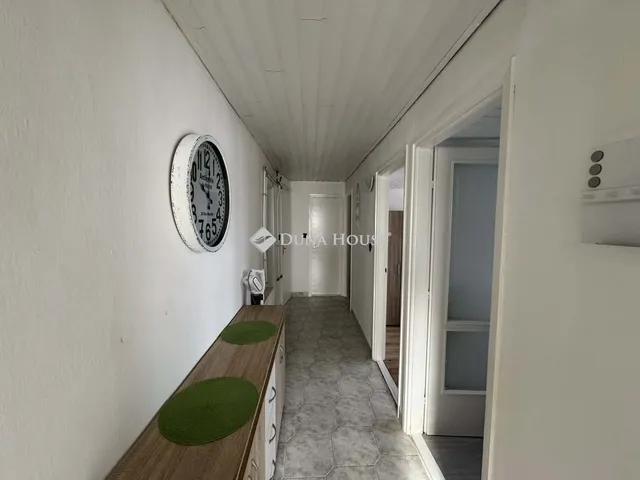 Eladó ház Pécs 198 nm