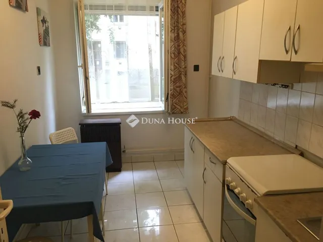 Eladó lakás Pécs, Corvin utca 49 nm