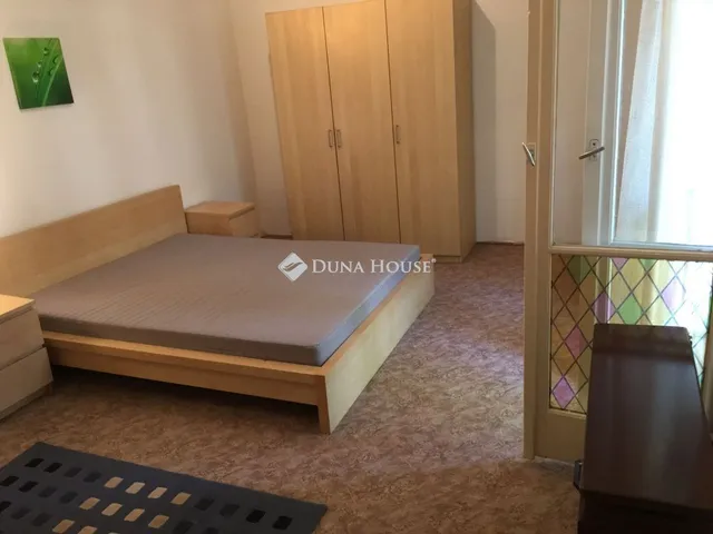 Eladó lakás Pécs, Corvin utca 52 nm