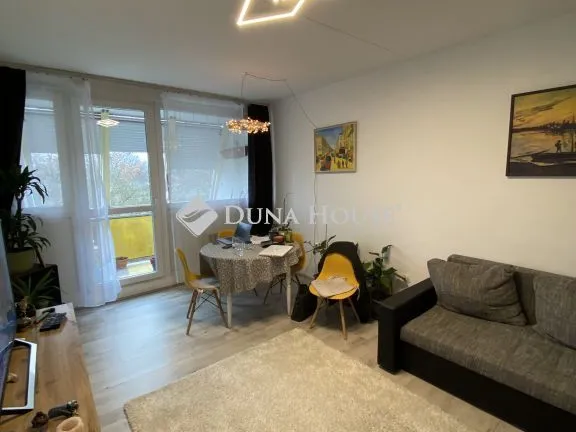 Eladó lakás Pécs, Siklósi út 50 nm