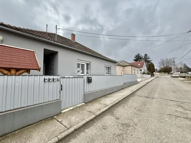 Eladó ház Villány, Táncsics Mihály utca 130 nm