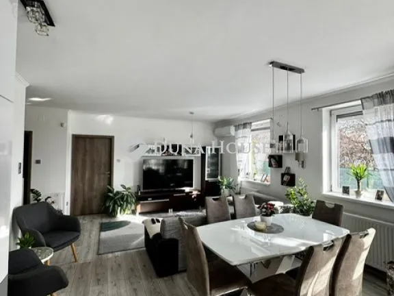 Eladó lakás Pécs 70 nm