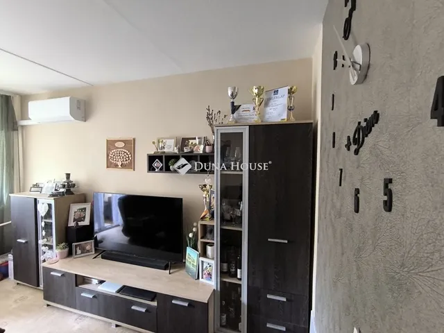 Eladó lakás Pécs, Fagyöngy utca 74 nm