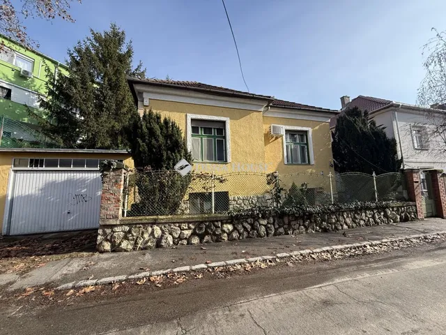 Eladó ház Pécs 120 nm