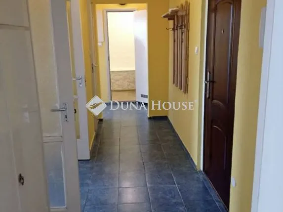 Eladó lakás Szentlőrinc, Nefelejcs utca 57 nm