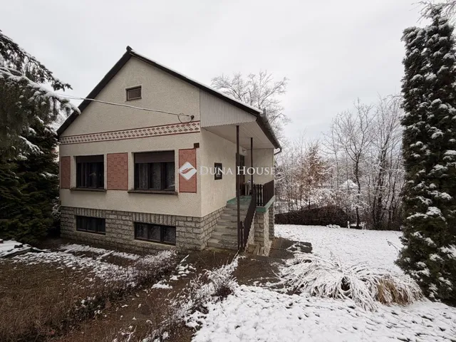 Eladó üdülő és hétvégi ház Magyarhertelend, Vadrózsa utca 60 nm