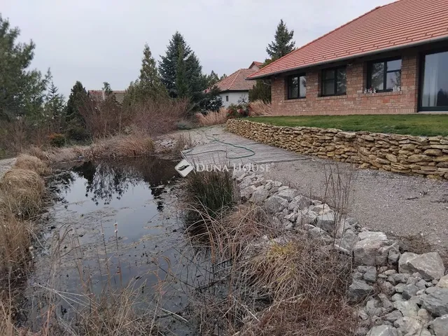 Eladó ház Pécs, Középdeindol köz 170 nm