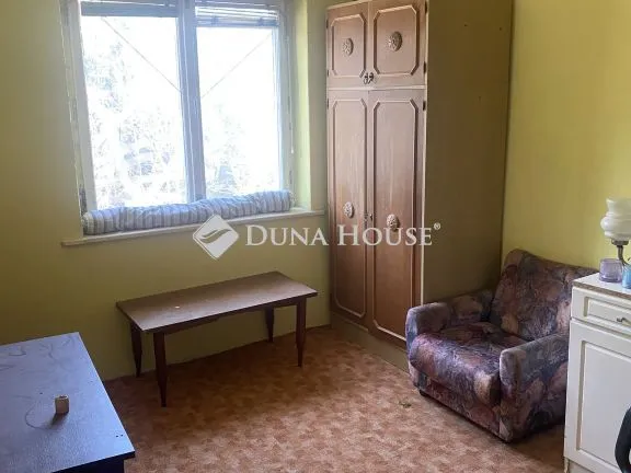 Eladó lakás Komló, Jó szerencsét utca 51 nm