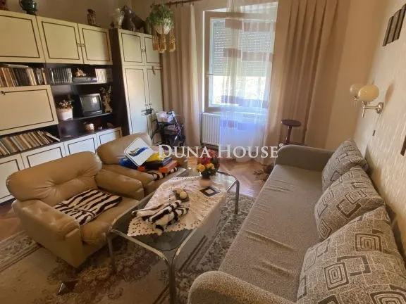 Eladó lakás Komló 52 nm