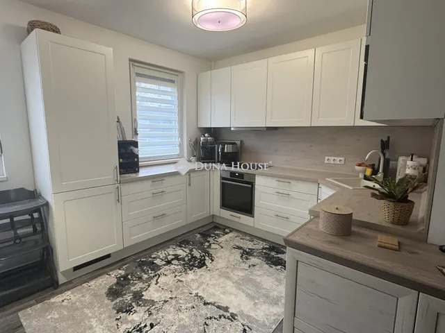 Eladó lakás Pécs, Wallenstein Zoltán utca 57 nm